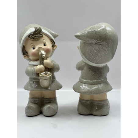 مجسم عازف حجم كبير