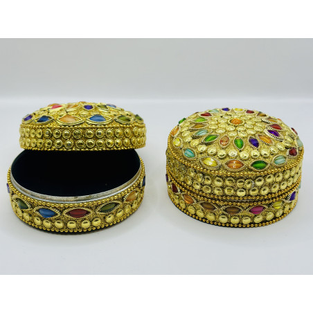 علبة هندية كبيرة