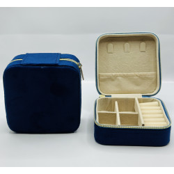 منظم اكسسوارات مخمل